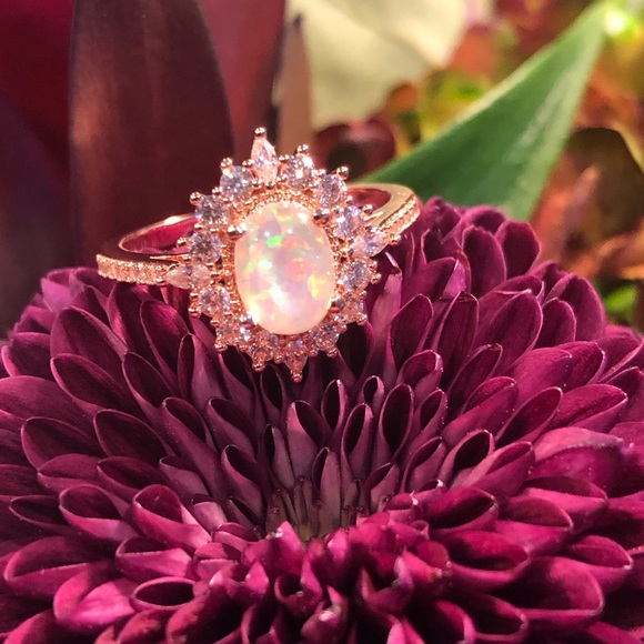 Australian Fire Opal Ring - Picture 3 of 3